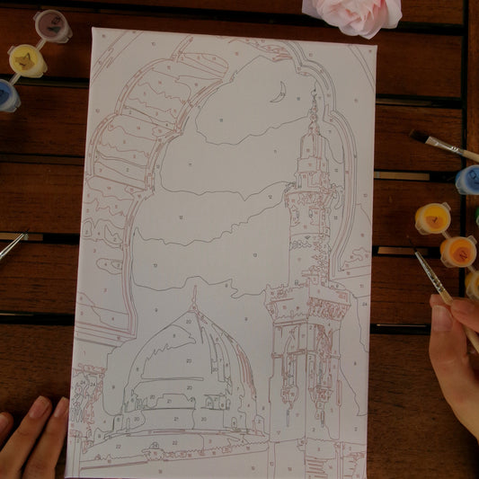 Kit de peinture par numéros Momena représentant le célèbre Dôme Vert de la mosquée de Médine sous un ciel apaisant.